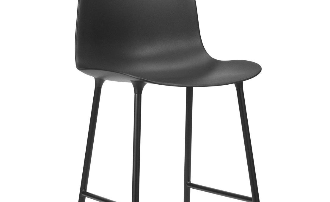 Барный стул от фабрики Normann Copenhagen модель 14020 Form Bar 