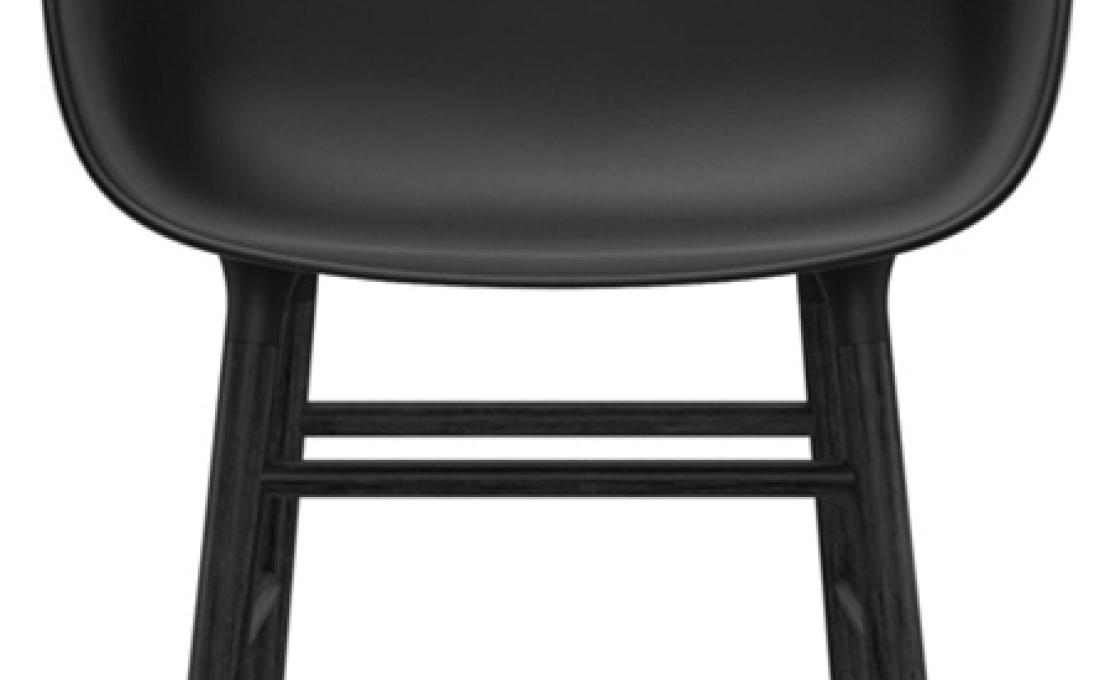 Кресло от фабрики Normann Copenhagen модель Form Arm With Wood Legs