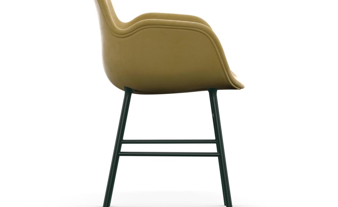 Офисный Стул от фабрики Normann Copenhagen модель Form Upholstered Arm