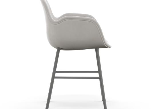 Офисный Стул от фабрики Normann Copenhagen модель Form Upholstered Arm