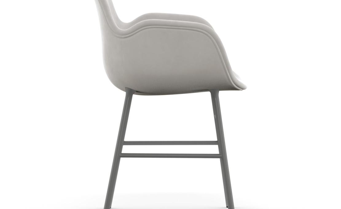Офисный Стул от фабрики Normann Copenhagen модель Form Upholstered Arm