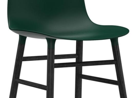 Стул от фабрики Normann Copenhagen модель Form  With Wood Legs