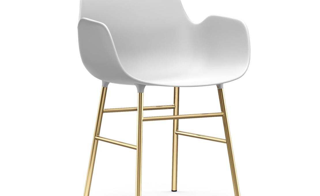 Кресло от фабрики Normann Copenhagen модель Form Arm