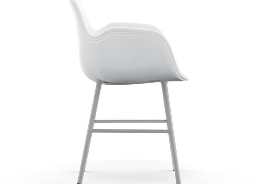 Офисный Стул от фабрики Normann Copenhagen модель Form Upholstered Arm