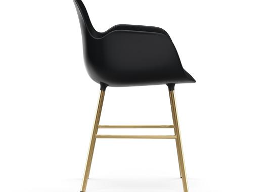 Кресло от фабрики Normann Copenhagen модель Form Arm