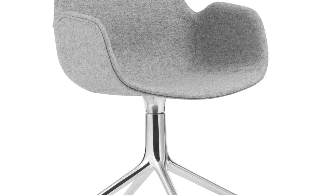 Офисный Стул от фабрики Normann Copenhagen модель Form Upholstered Swivel Arm