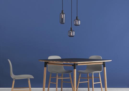 Стул от фабрики Normann Copenhagen модель Form  With Wood Legs