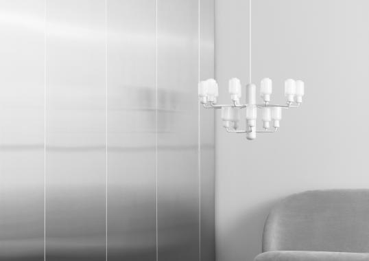 Подвесной светильник от фабрики Normann Copenhagen модель Amp Chandelier-502