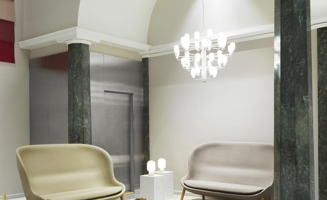 Подвесной светильник от фабрики Normann Copenhagen модель Amp Chandelier-502