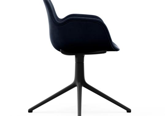 Офисный Стул от фабрики Normann Copenhagen модель Form Upholstered Swivel Arm