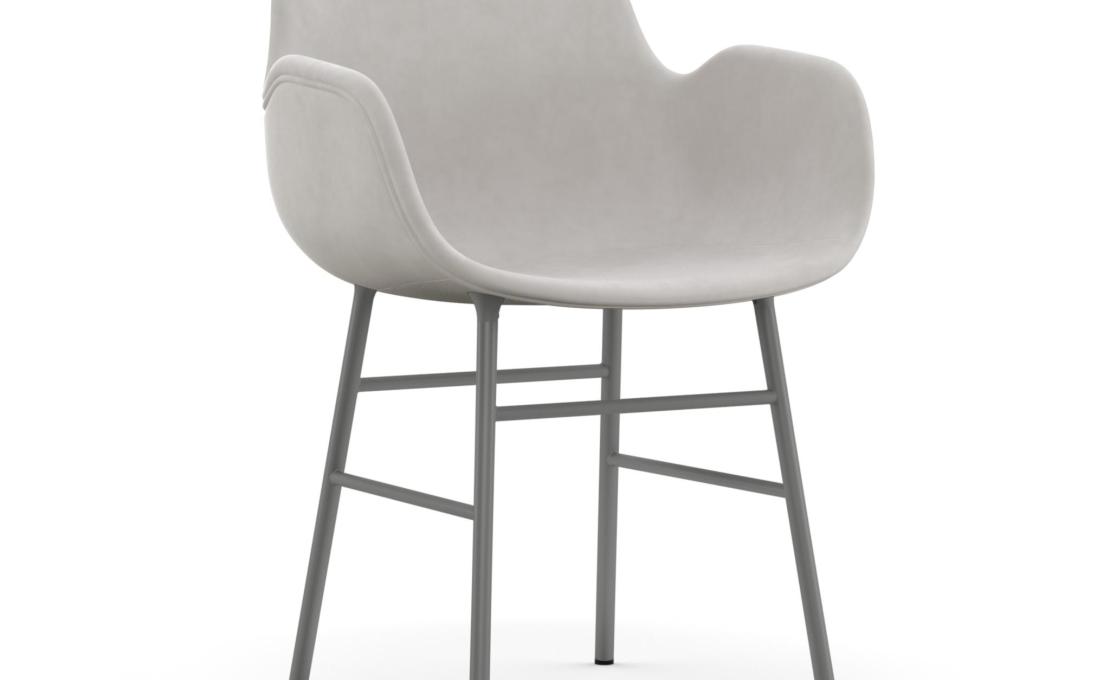 Офисный Стул от фабрики Normann Copenhagen модель Form Upholstered Arm