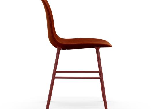 Стул от фабрики Normann Copenhagen модель Form Upholstered 