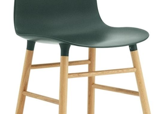 Стул от фабрики Normann Copenhagen модель Form  With Wood Legs