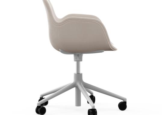 Офисный Стул от фабрики Normann Copenhagen модель Form Upholstered Swivel Arm