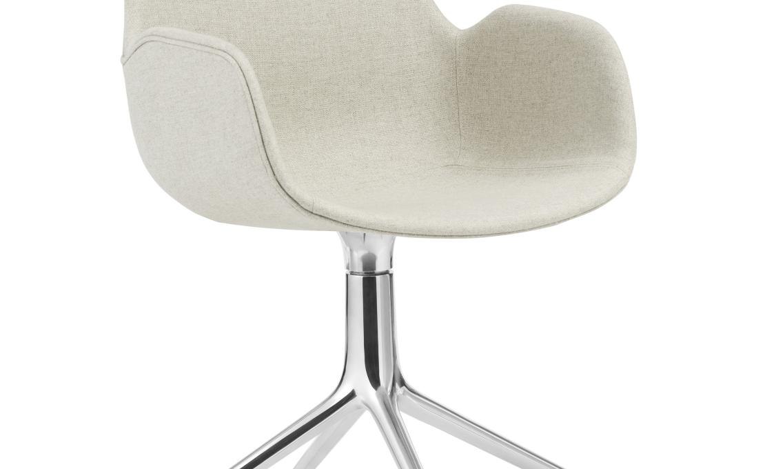 Офисный Стул от фабрики Normann Copenhagen модель Form Upholstered Swivel Arm