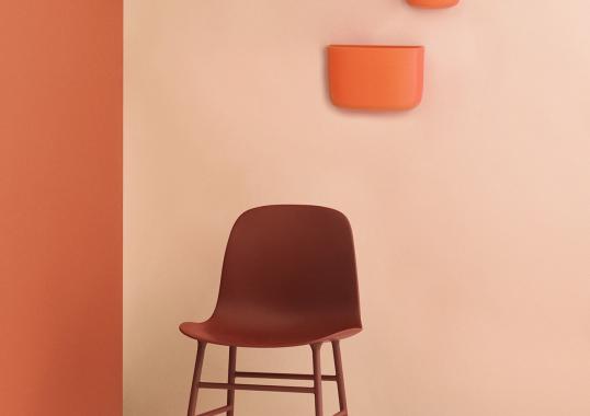 Стул от фабрики Normann Copenhagen модель Form 