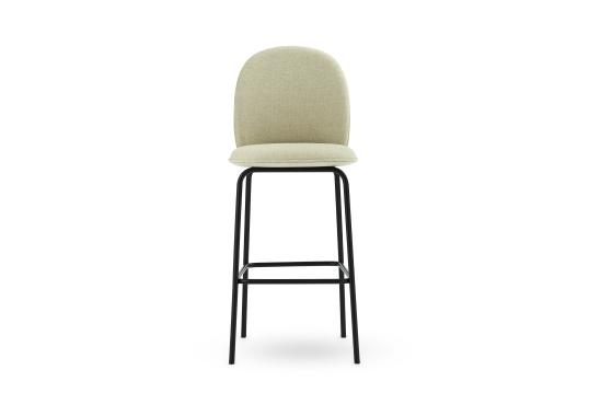 Стул от фабрики Normann Copenhagen модель Ace Bar 