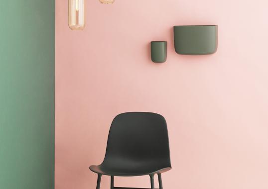 Стул от фабрики Normann Copenhagen модель Form 
