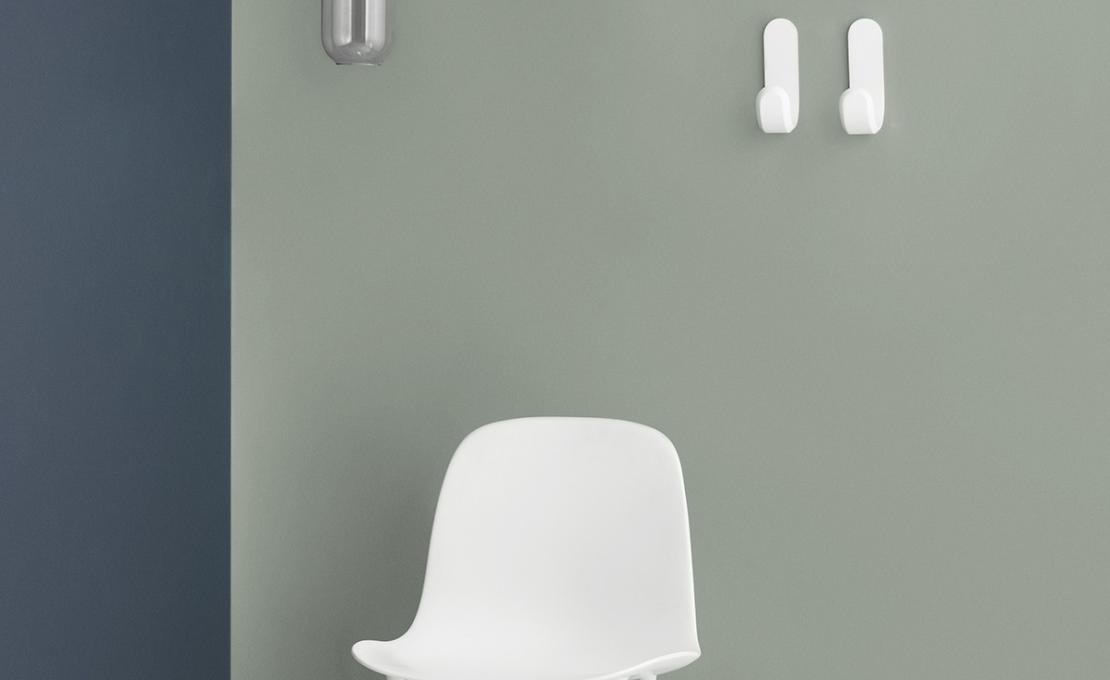 Стул от фабрики Normann Copenhagen модель Form 