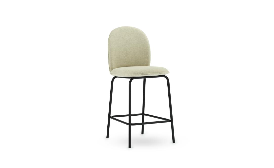 Стул от фабрики Normann Copenhagen модель Ace Bar 