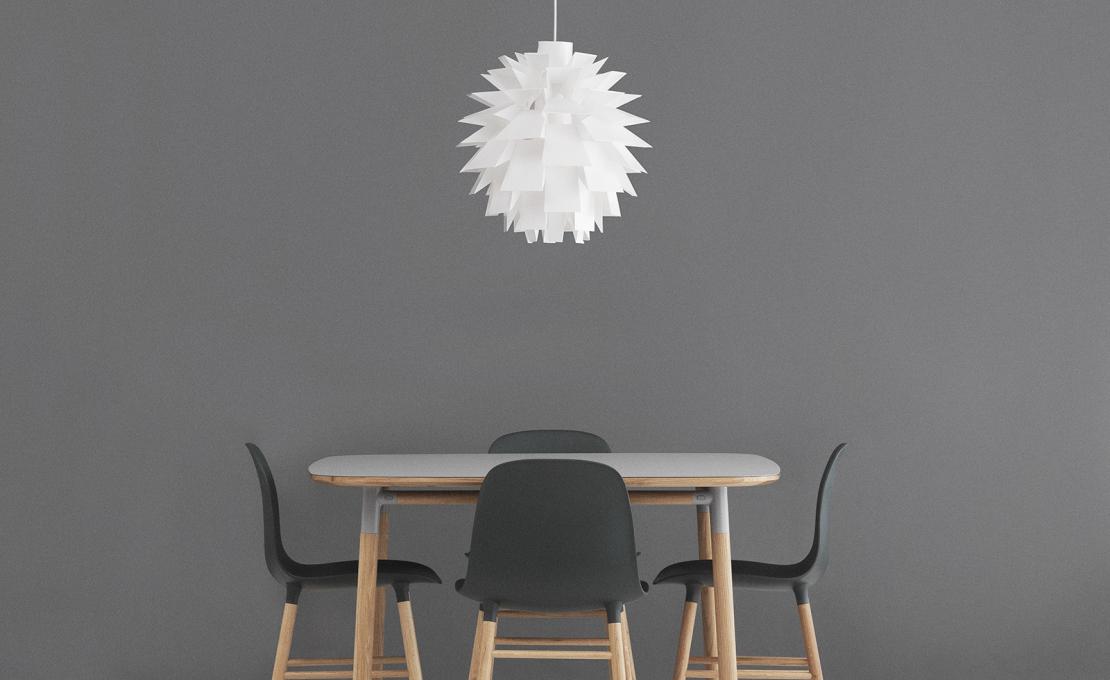 Стул от фабрики Normann Copenhagen модель Form  With Wood Legs