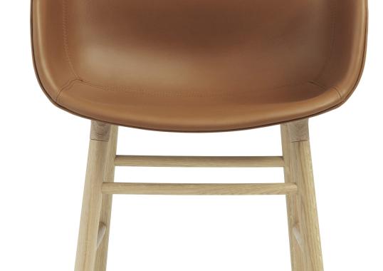 Офисный Стул от фабрики Normann Copenhagen модель Form Upholstered Arm