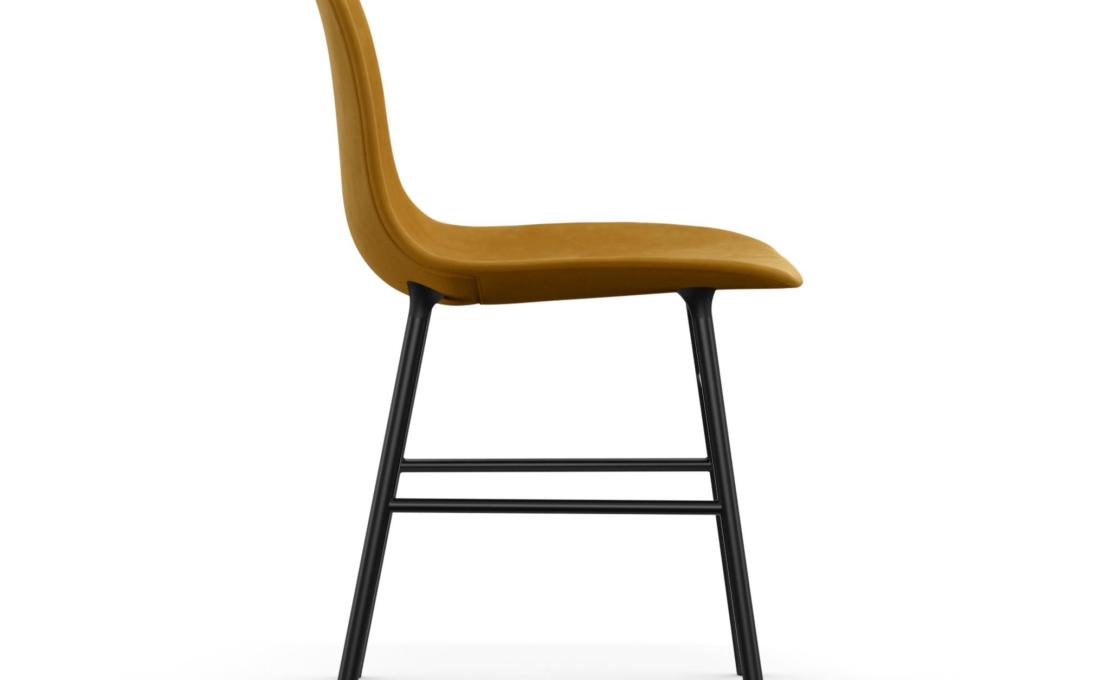 Стул от фабрики Normann Copenhagen модель Form Upholstered 