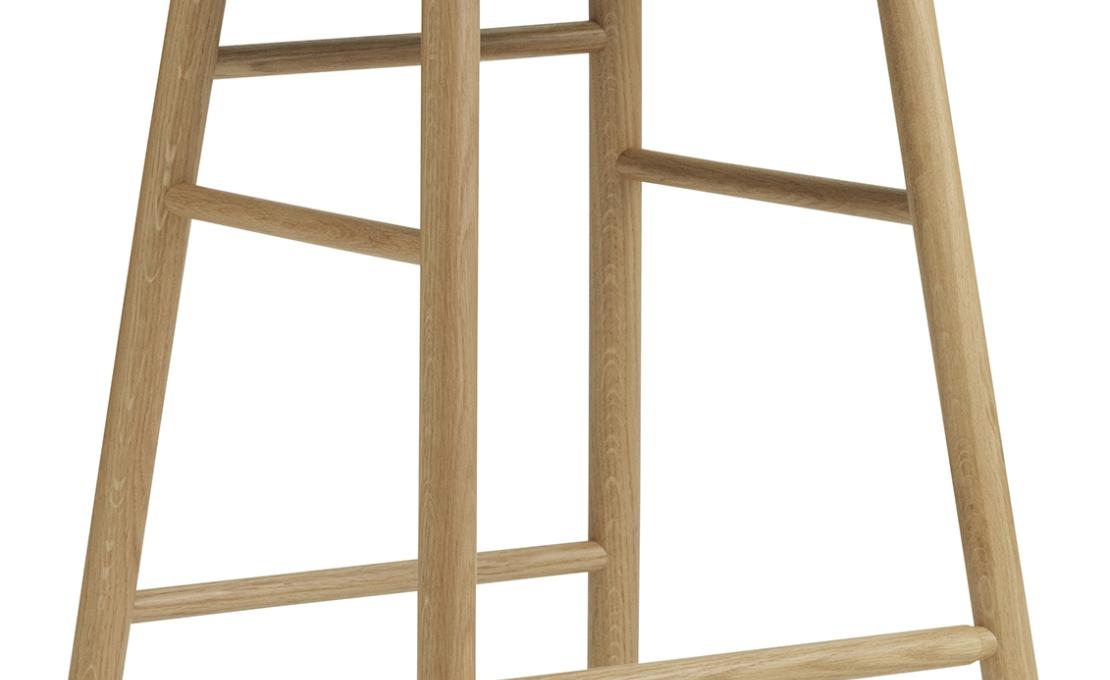 Барный стул от фабрики Normann Copenhagen модель Form Upholstered 