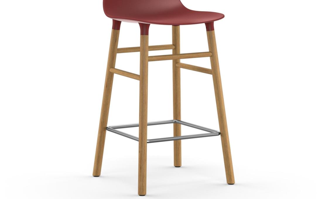 Барный стул от фабрики Normann Copenhagen модель Form  with Wood Legs