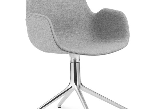 Офисный Стул от фабрики Normann Copenhagen модель Form Upholstered Swivel Arm