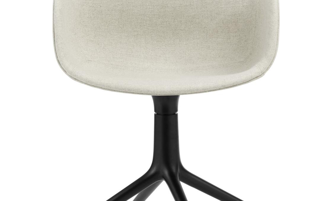 Офисный Стул от фабрики Normann Copenhagen модель Form Upholstered Swivel Arm