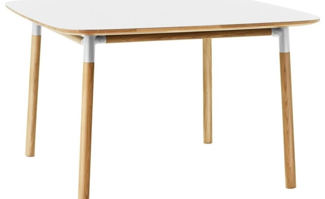 Стол от фабрики Normann Copenhagen модель 6028 Form Table Square