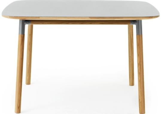 Стол от фабрики Normann Copenhagen модель 6028 Form Table Square