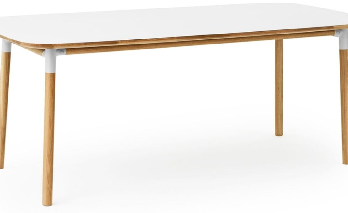 Стол от фабрики Normann Copenhagen модель Form Rectangular Table 