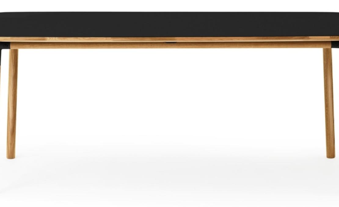 Стол от фабрики Normann Copenhagen модель Form Rectangular Table 