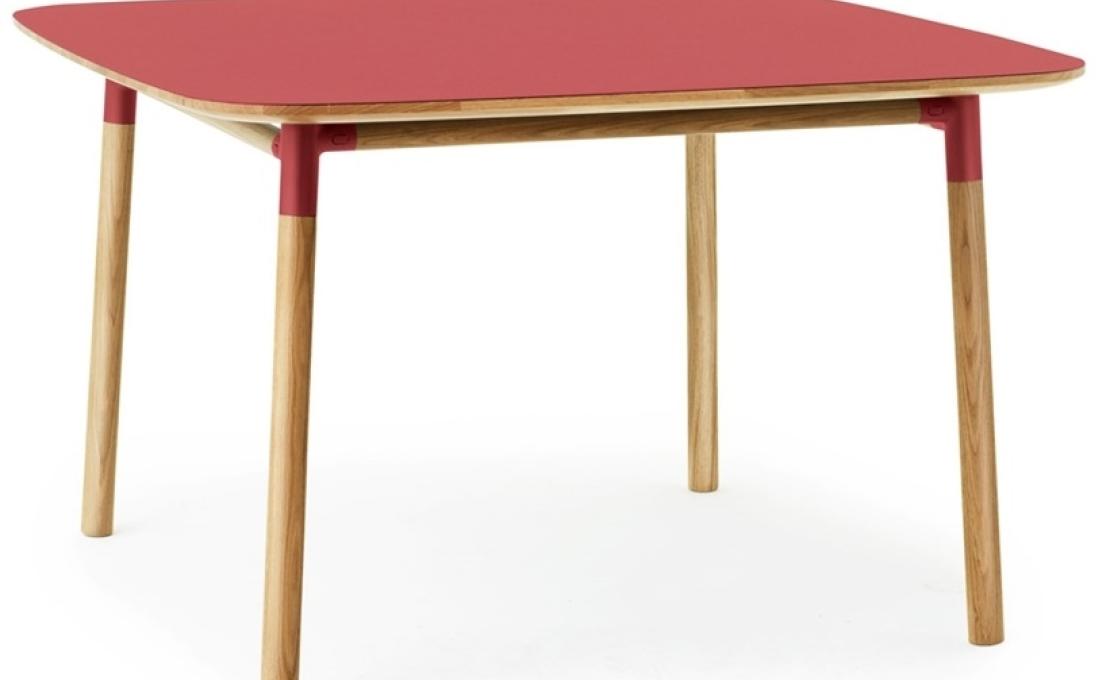 Стол от фабрики Normann Copenhagen модель 6028 Form Table Square