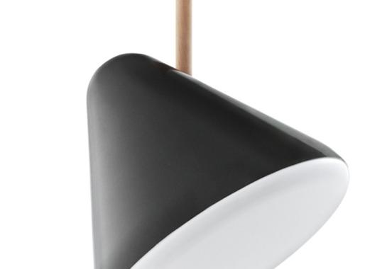 Торшер от фабрики Normann Copenhagen модель Hello Floor Lamp
