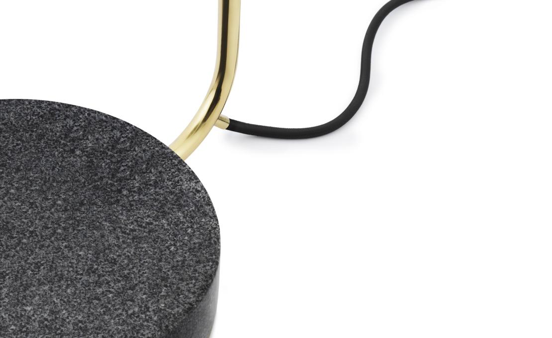 Торшер от фабрики Normann Copenhagen модель 502 Grant Floor Lamp 