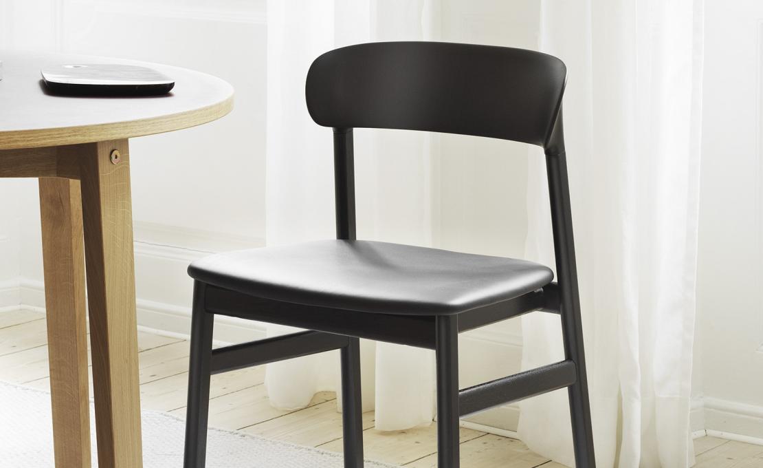 Стул от фабрики Normann Copenhagen модель 140105 Herit Black 