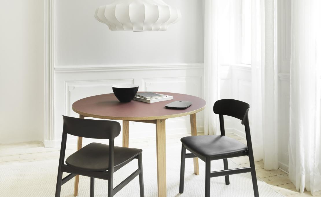 Стул от фабрики Normann Copenhagen модель 140105 Herit Black 