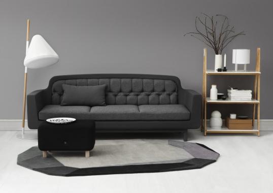 Торшер от фабрики Normann Copenhagen модель Hello Floor Lamp