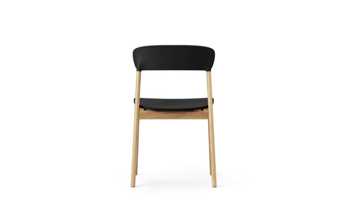 Стул от фабрики Normann Copenhagen модель 140100 Herit 