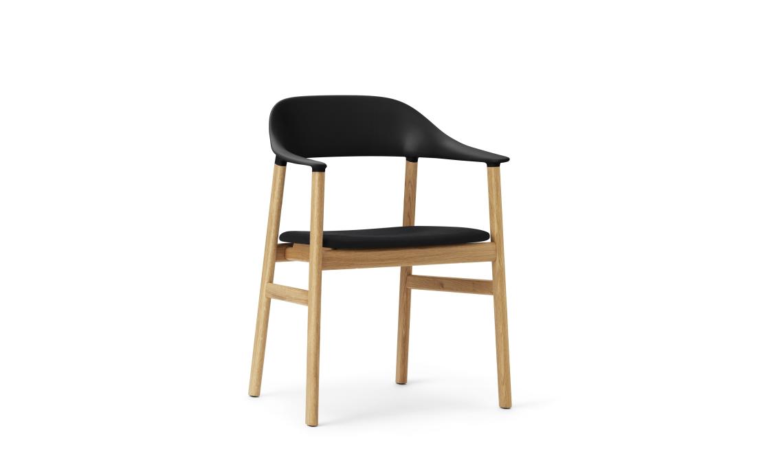 Кресло от фабрики Normann Copenhagen модель 14010 Herit Upholstery Arm