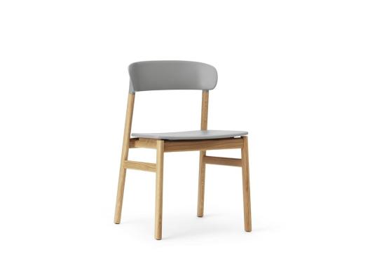 Стул от фабрики Normann Copenhagen модель 140100 Herit 