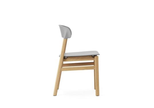 Стул от фабрики Normann Copenhagen модель 140100 Herit 