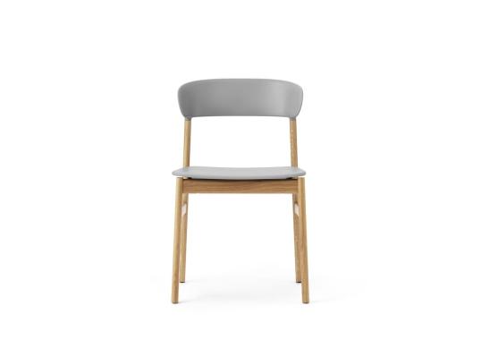 Стул от фабрики Normann Copenhagen модель 140100 Herit 