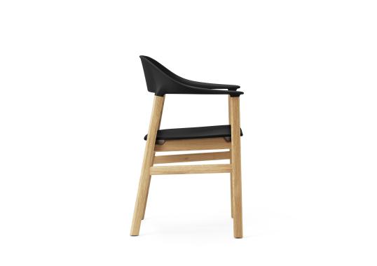 Кресло от фабрики Normann Copenhagen модель 14010 Herit Arm