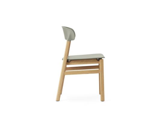Стул от фабрики Normann Copenhagen модель 140100 Herit 