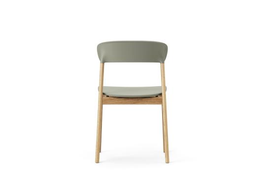 Стул от фабрики Normann Copenhagen модель 140100 Herit 