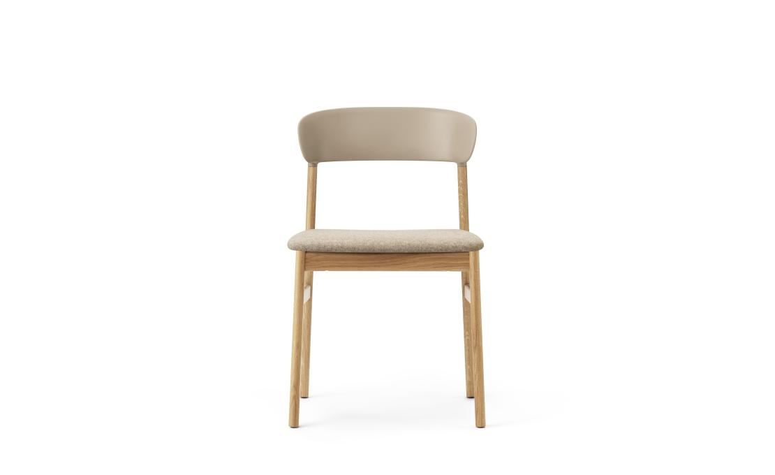Стул от фабрики Normann Copenhagen модель 14010 Herit Upholstery 